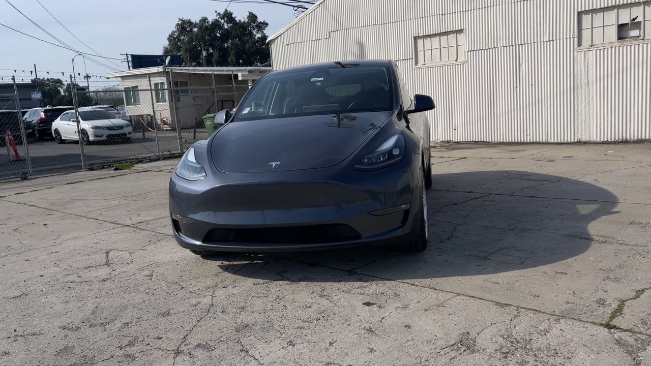 2023 Tesla Model Y Long Range