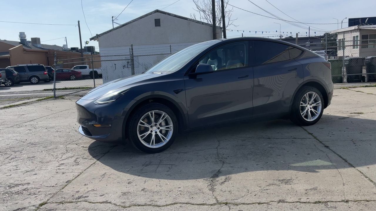 2023 Tesla Model Y Long Range