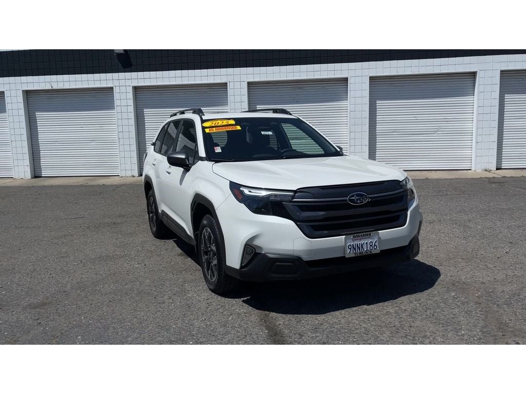 2025 Subaru Forester Premium