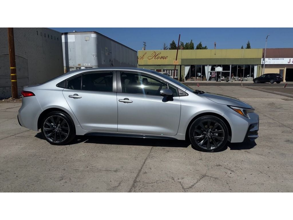2024 Toyota Corolla Hybrid LE