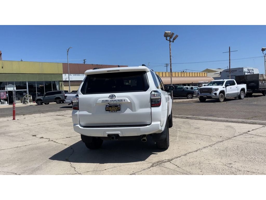 2022 Toyota 4Runner SR5 Premium
