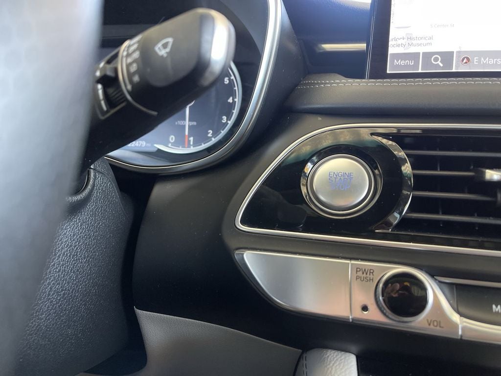 2022 Genesis G70 2.0T