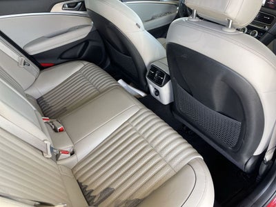 2022 Genesis G70 2.0T