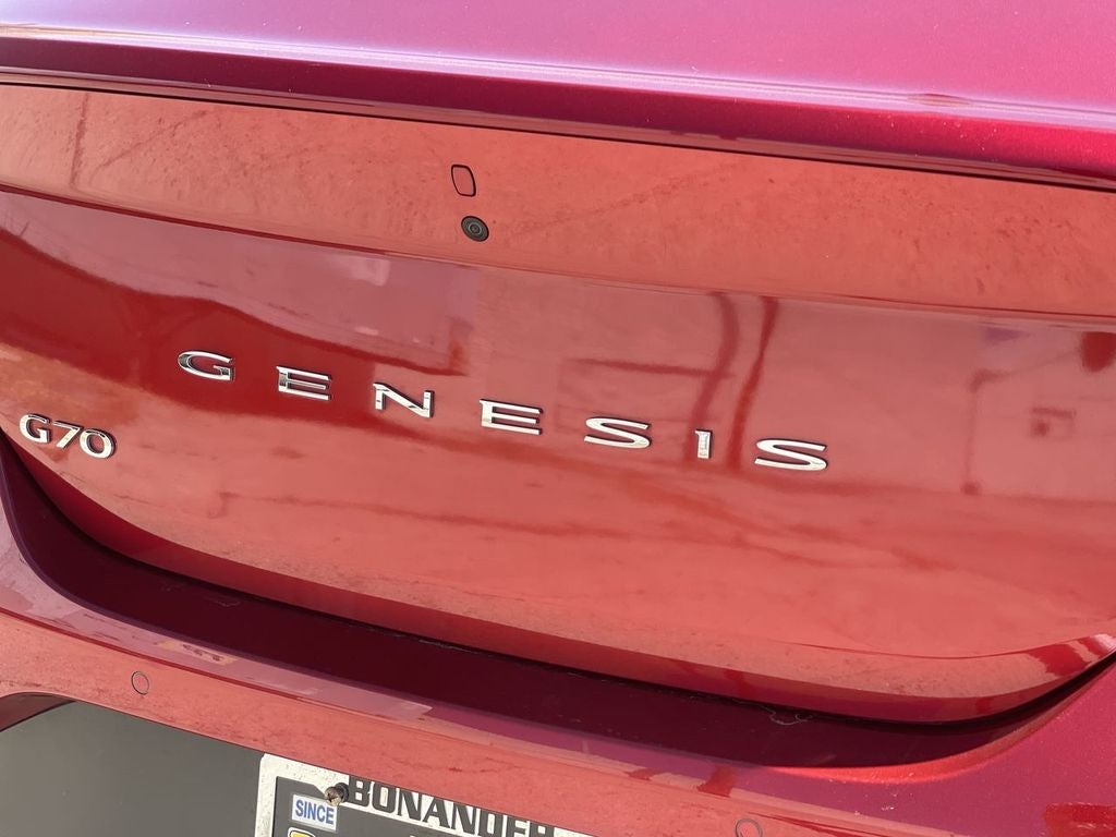 2022 Genesis G70 2.0T