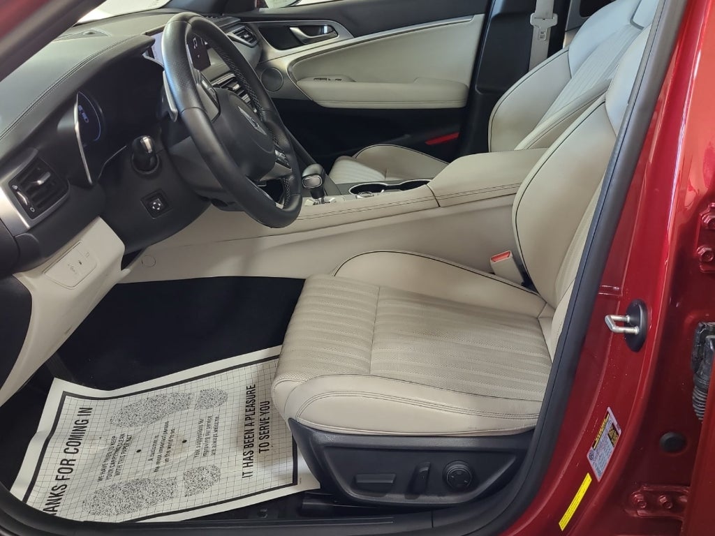 2022 Genesis G70 2.0T