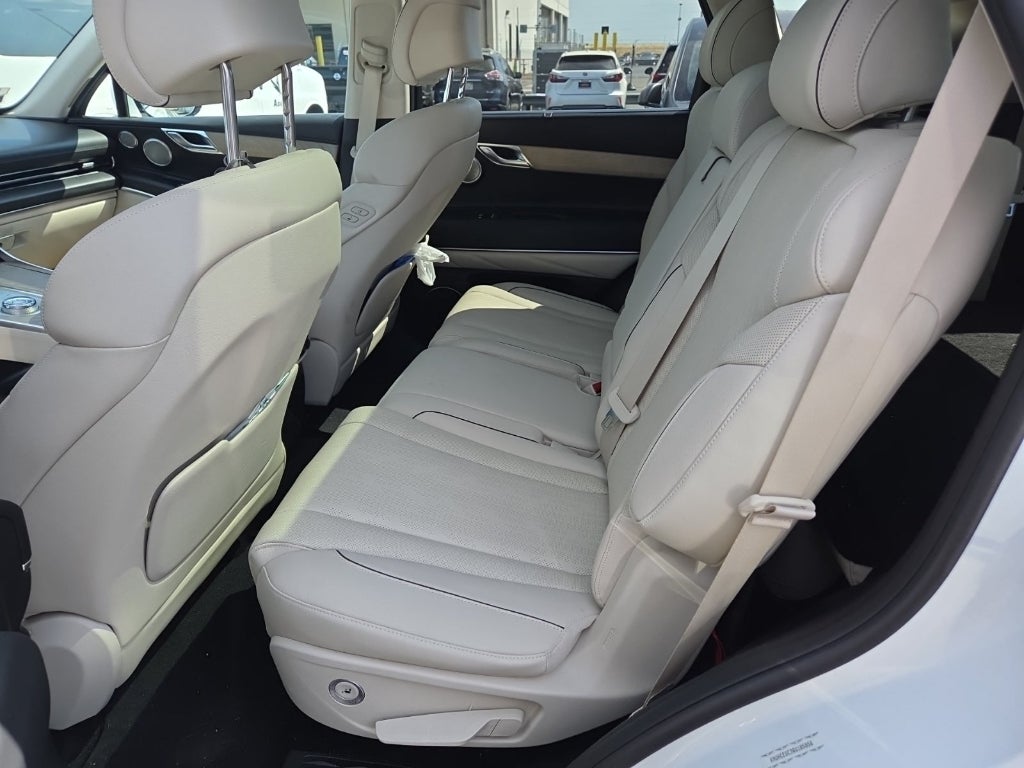 2024 Genesis GV80 Base