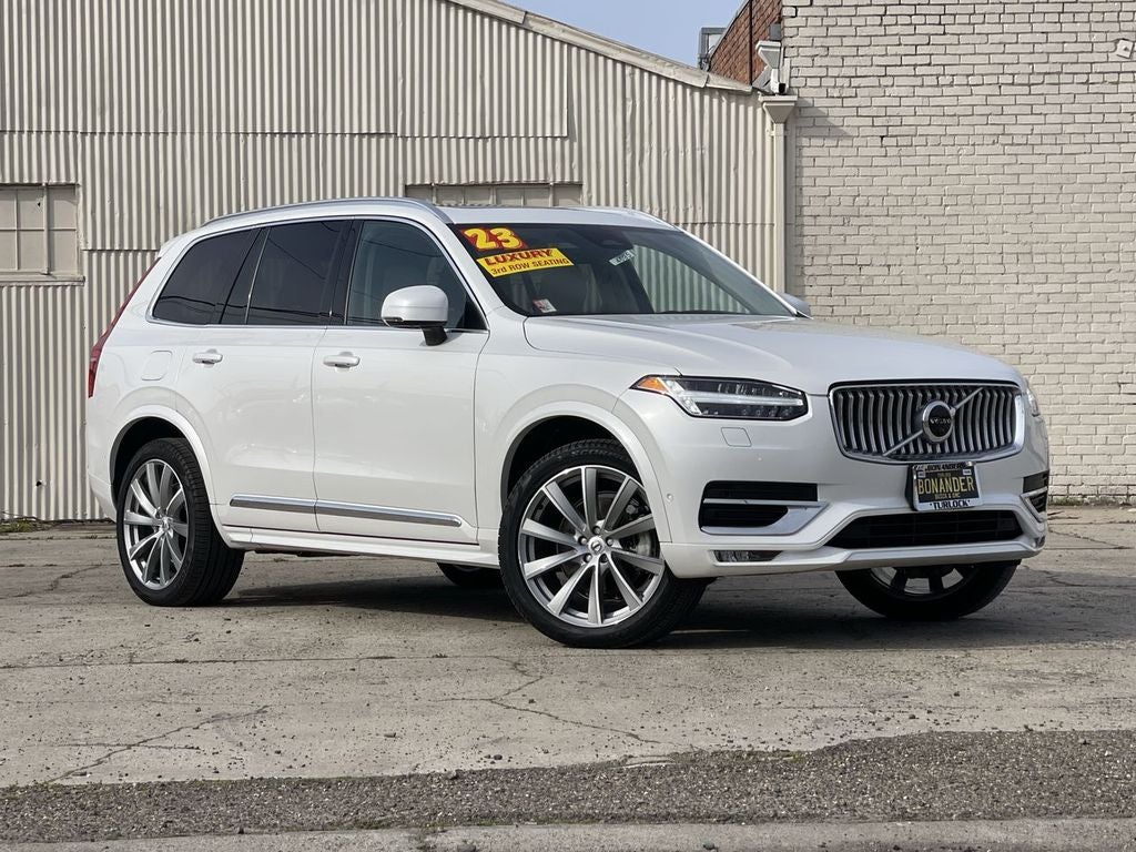 2023 Volvo XC90 Plus