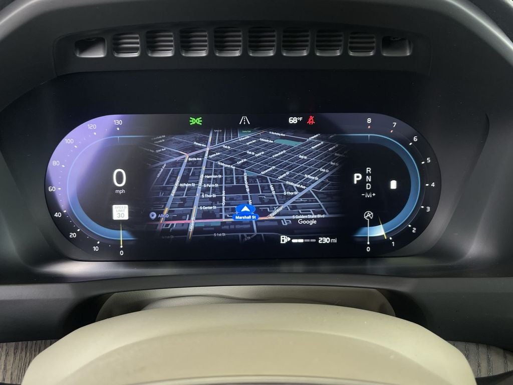 2023 Volvo XC90 Plus