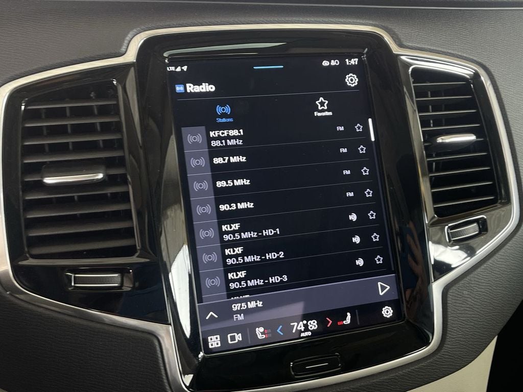 2023 Volvo XC90 Plus