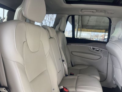 2023 Volvo XC90 Plus