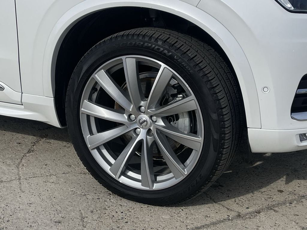 2023 Volvo XC90 Plus