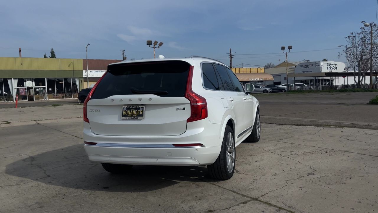 2023 Volvo XC90 Plus