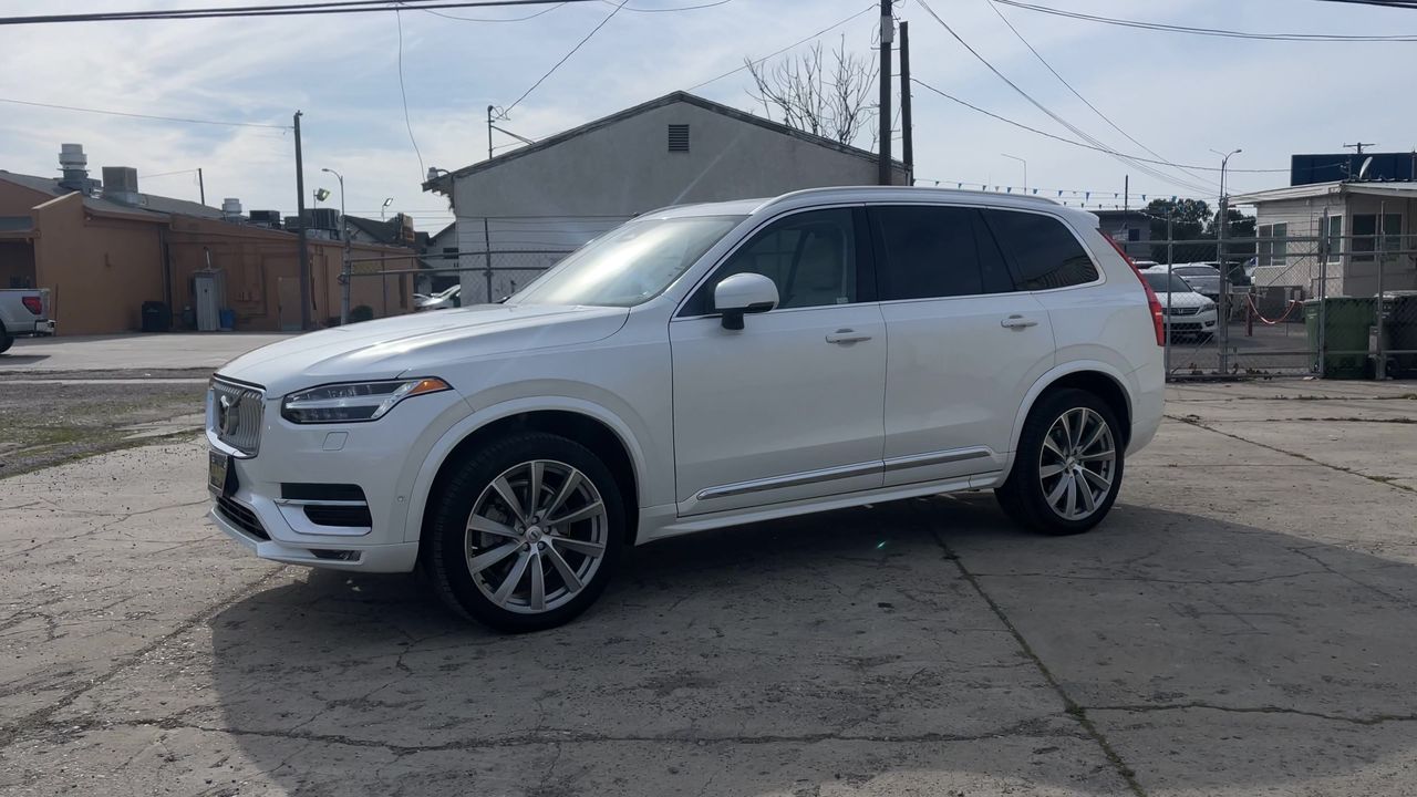 2023 Volvo XC90 Plus