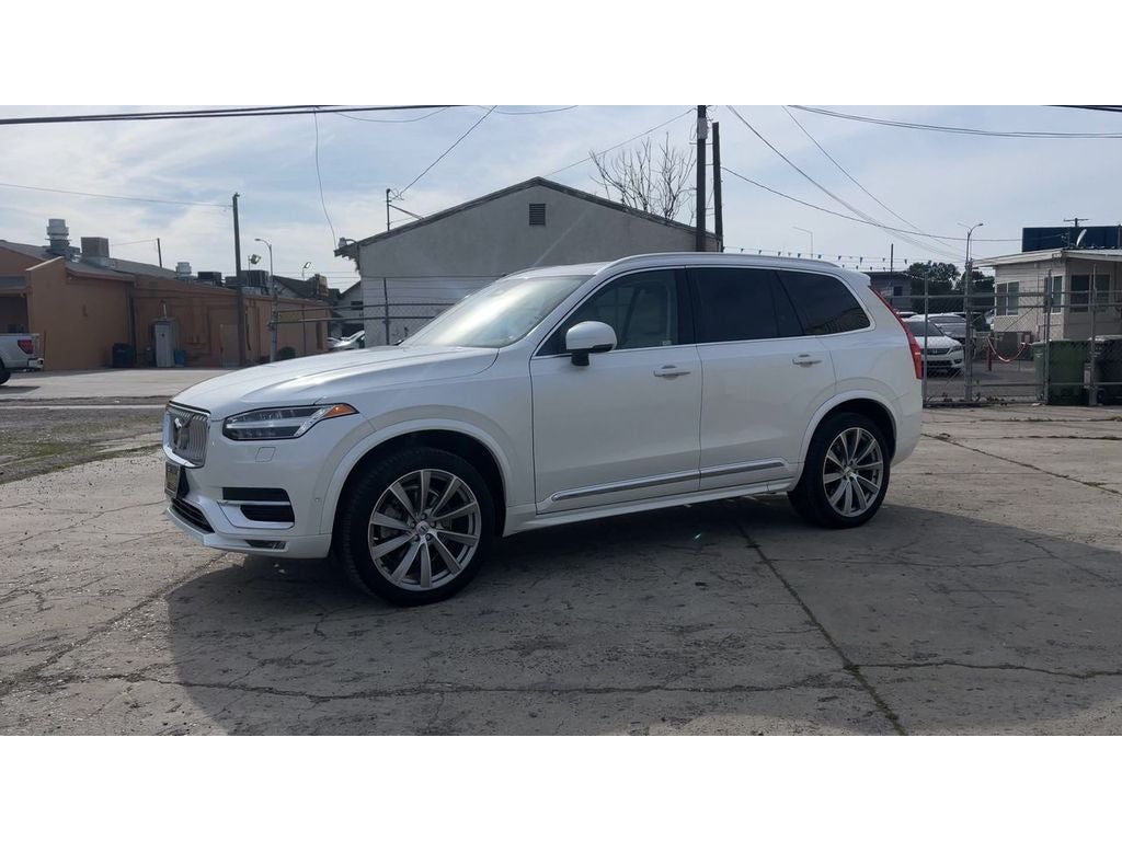 2023 Volvo XC90 Plus
