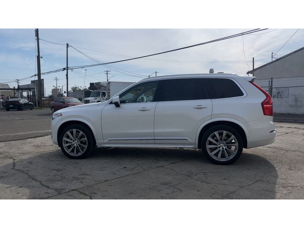 2023 Volvo XC90 Plus